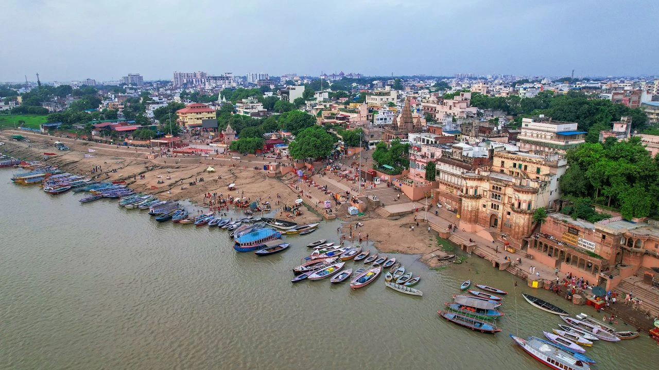 assi ghat varanasi image